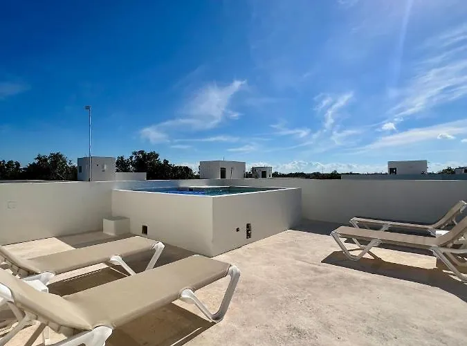 Amazing Luxury Penthouse With Sunset,sunrise View, Private Jacuzzi And Rooftop Pool * Tulum