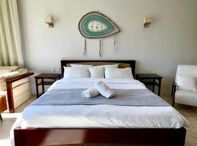 Amazing Luxury Penthouse With Sunset,sunrise View, Private Jacuzzi And Rooftop Pool *